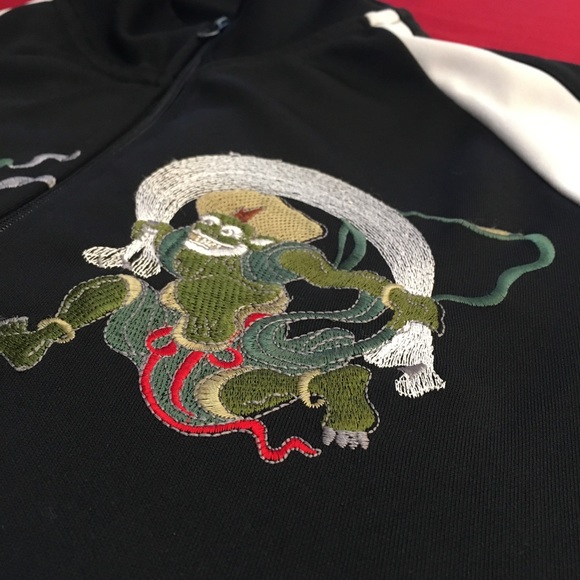 Authentic Japanese finely stitched track jacket. - Picture 12 of 13